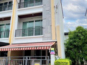 3Bed 3Bath 164 SQ.M Baan Klang Muang Ratchada 36