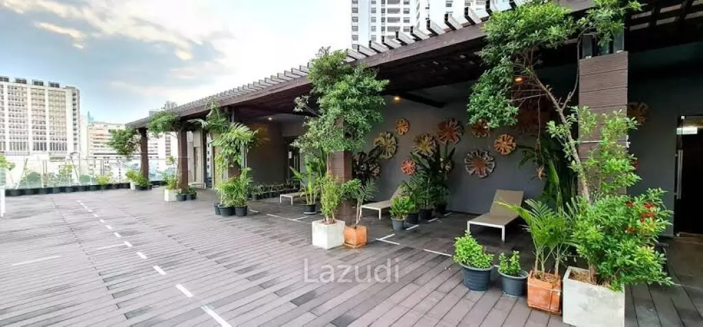 Citrus 11: Your Gateway to a Vibrant Bangkok Gateway!