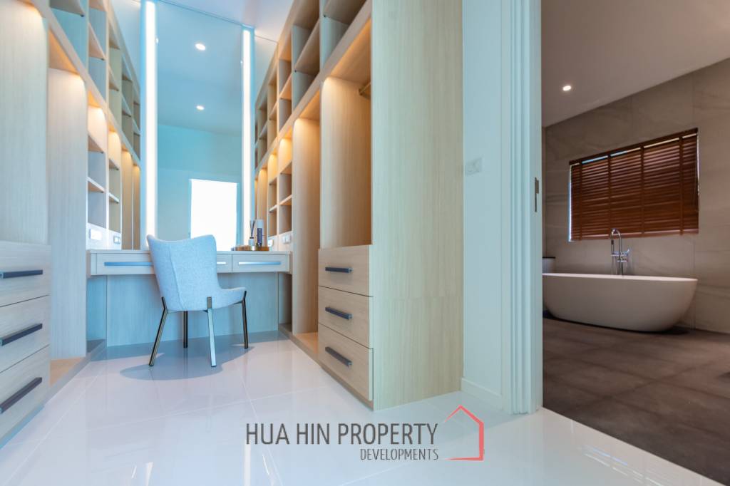 3 Bed 3 Bath 228.26 SQ.M Aria 3 Hua Hin