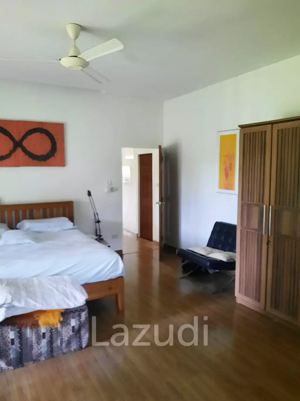 3 Bedrooms Beautiful House/Farm for Sale