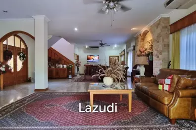 7 Beds 7 Baths 2,250 SQ.M House in Jomtien