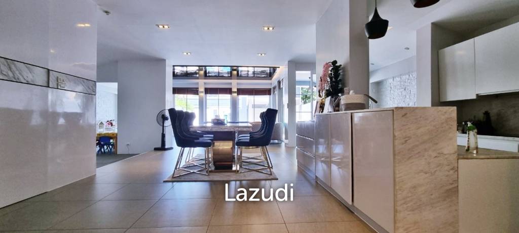 4 Beds 3 Baths 212 SQ.M. Pattaya Lagoon Resort