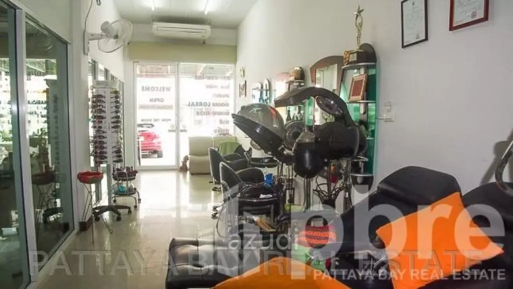 Double Shop House For Sale In Pattaya East