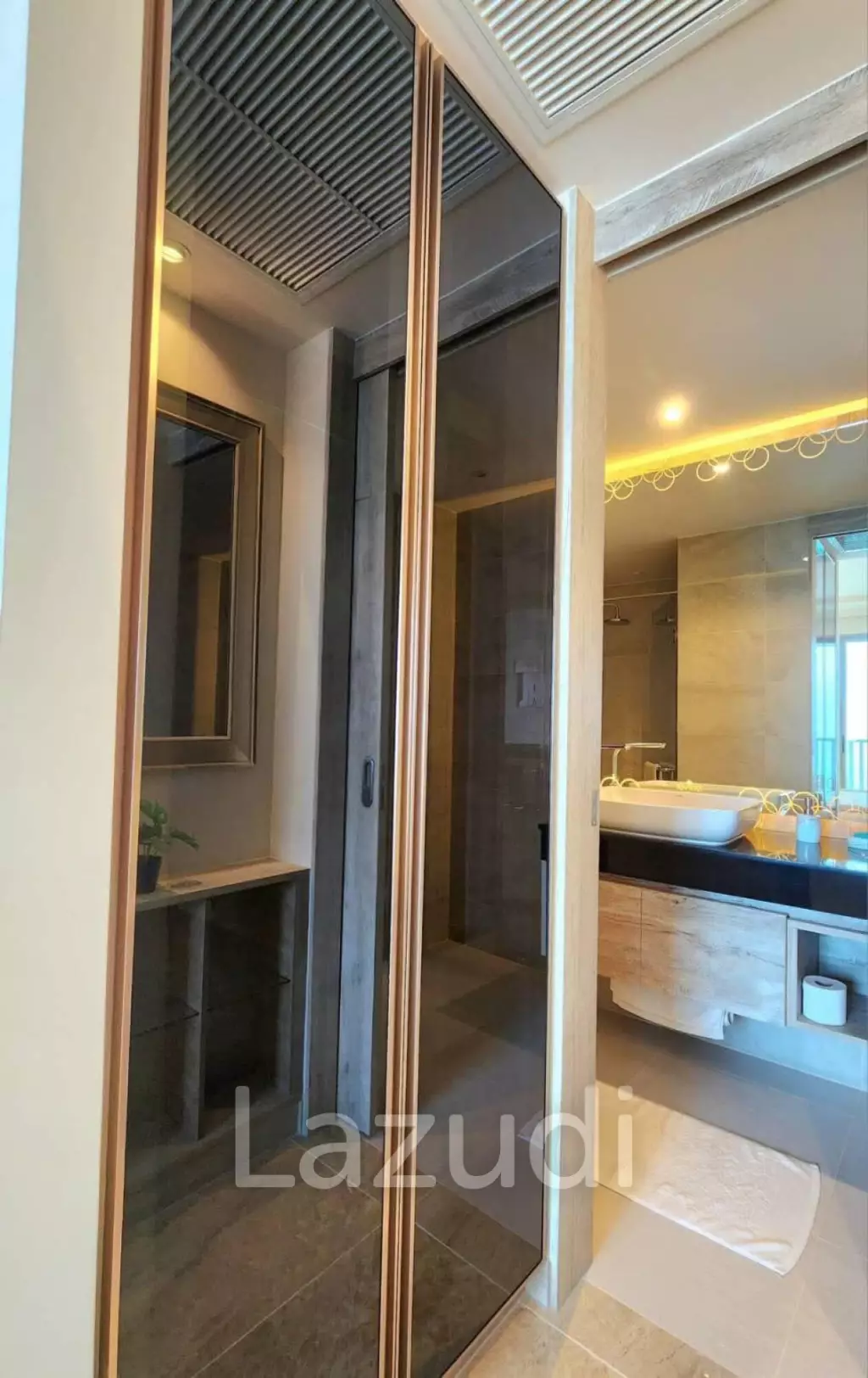 1 Bed 1 Bath 45.57 SQ.M The Riviera Ocean Drive