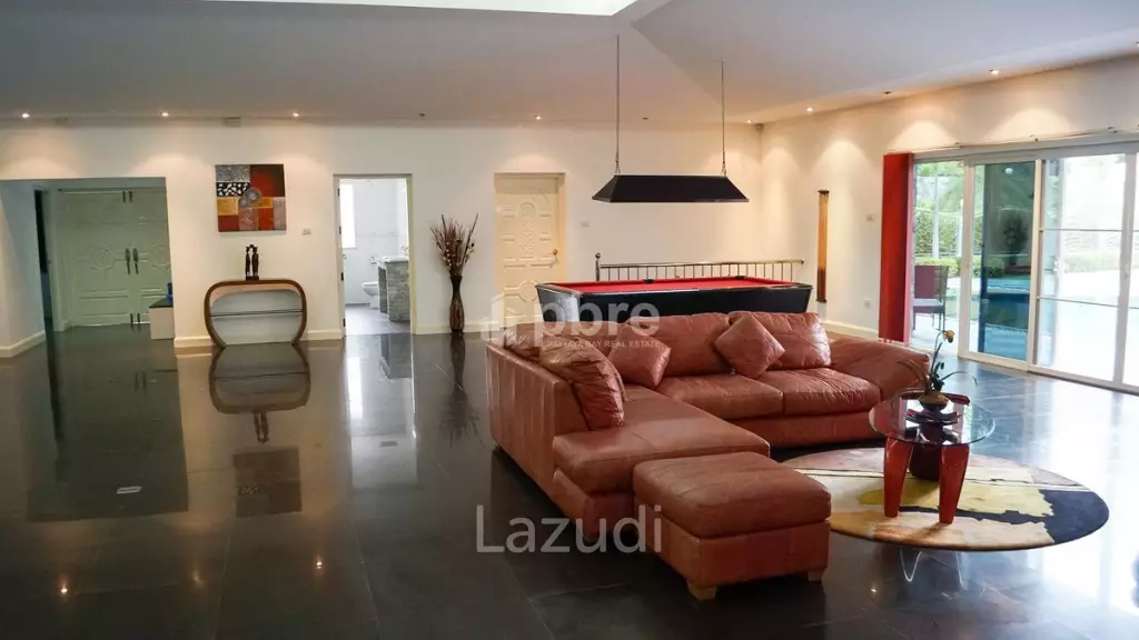 Miami Pool Villa For Sale