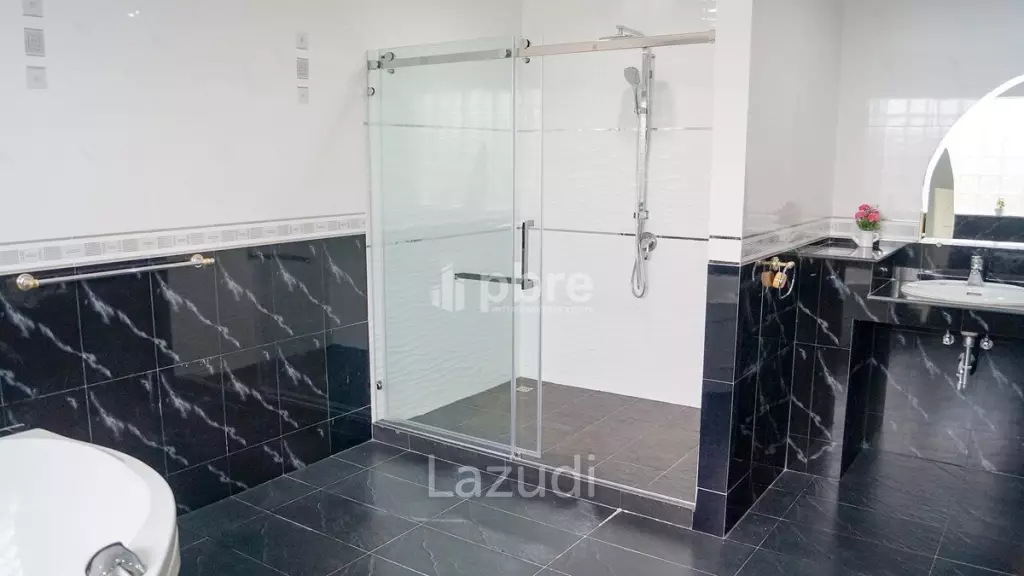 Miami Pool Villa For Sale