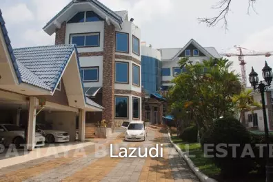 Pratumnak Grand Pool Villa House For Sale