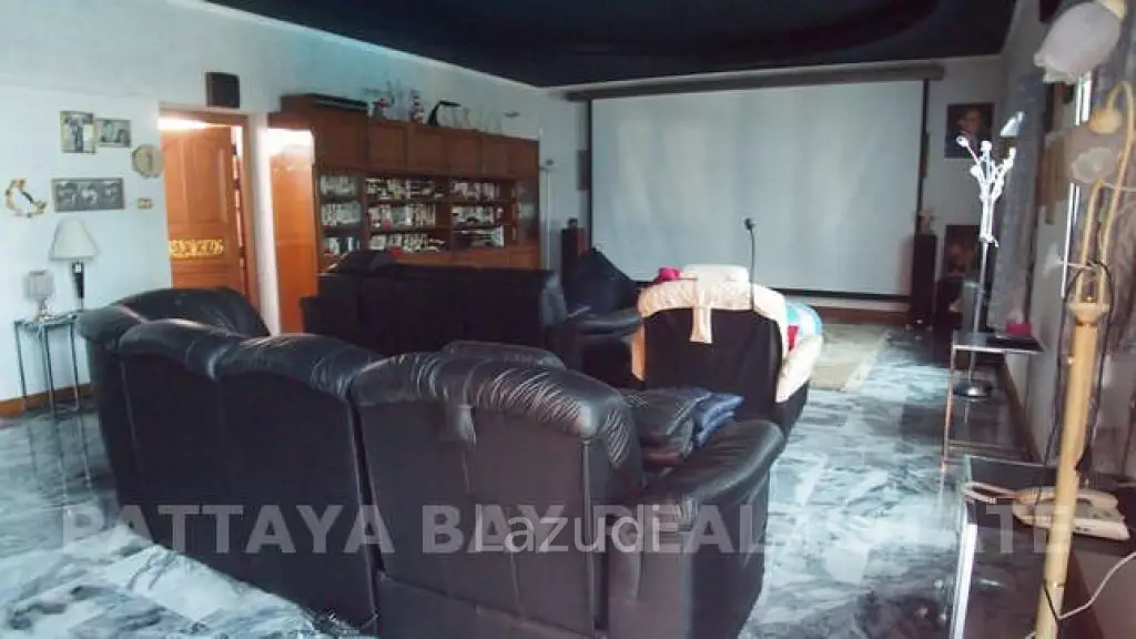 Pratumnak Grand Pool Villa House For Sale