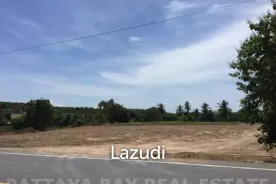 ขายที่ดินแปลงสวยติดไร่องุ่นซิลเวอร์เลค