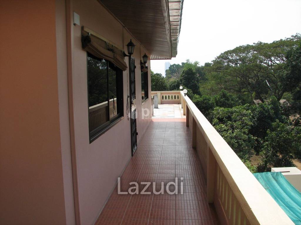 Apartment Building For Sale In Jomtien