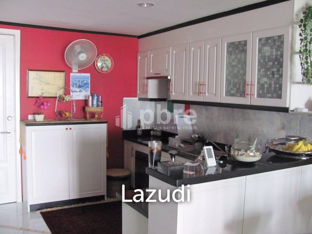 Stunning Condo at Regent Pratumnak, Chonburi