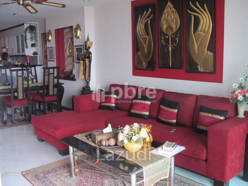 Stunning Condo at Regent Pratumnak, Chonburi