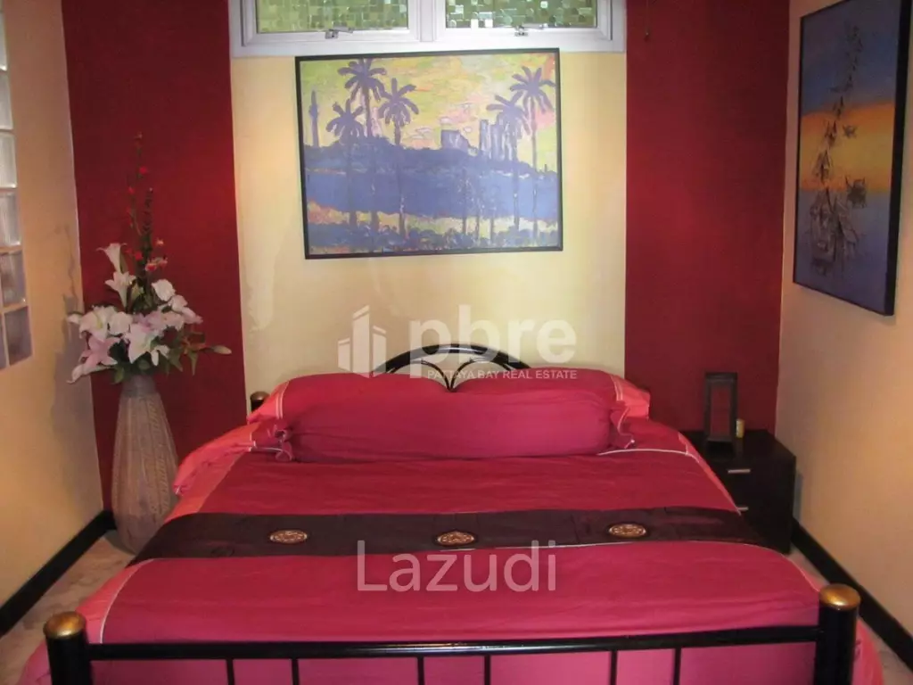 Stunning Condo at Regent Pratumnak, Chonburi