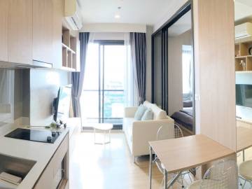 1 Bedroom 1 Bathroom 32 SQ.M M Jatujak