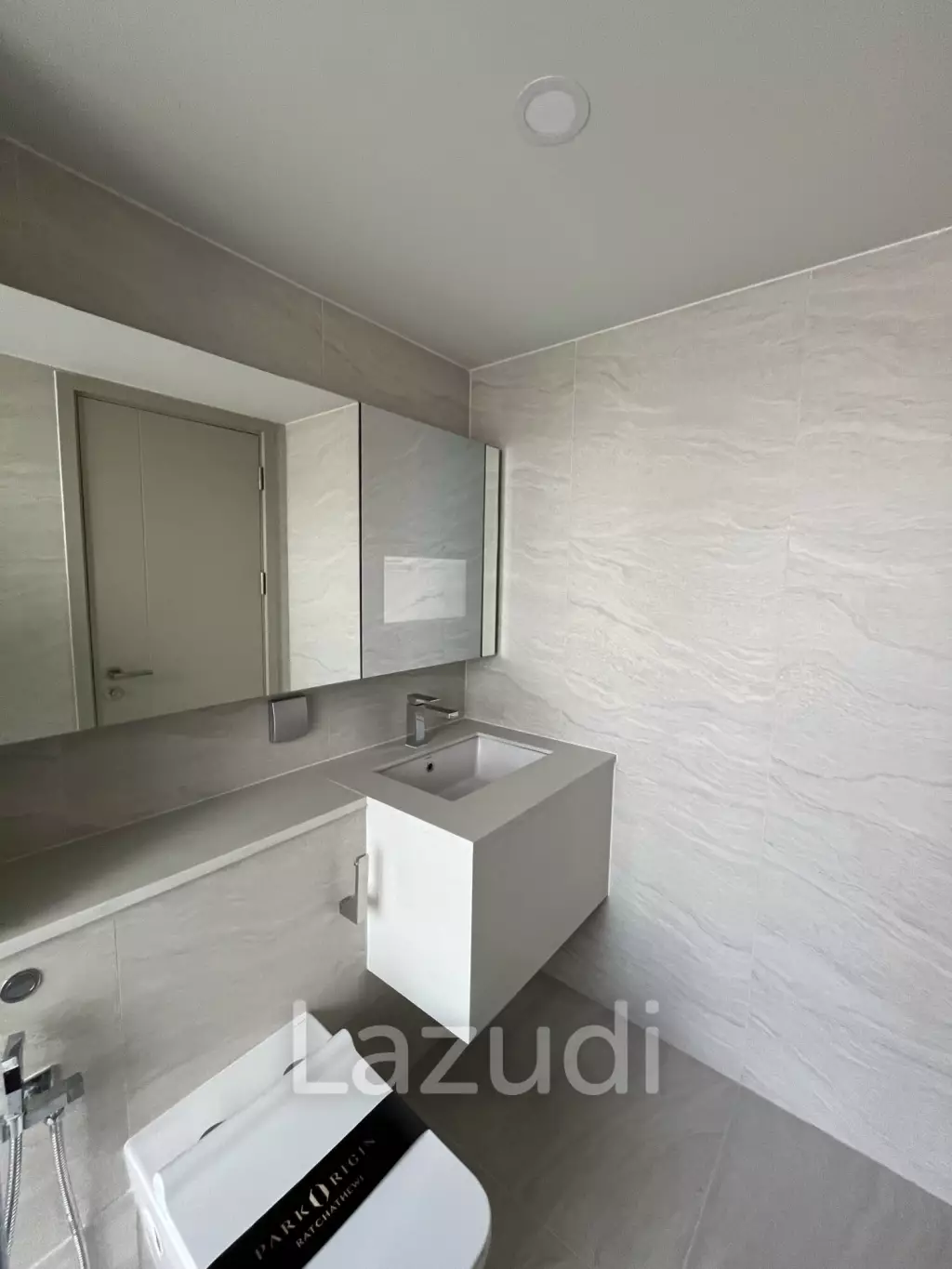 1 Bed Plus 1 Bath 45.97 SQ.M Park Origin Ratchathewi