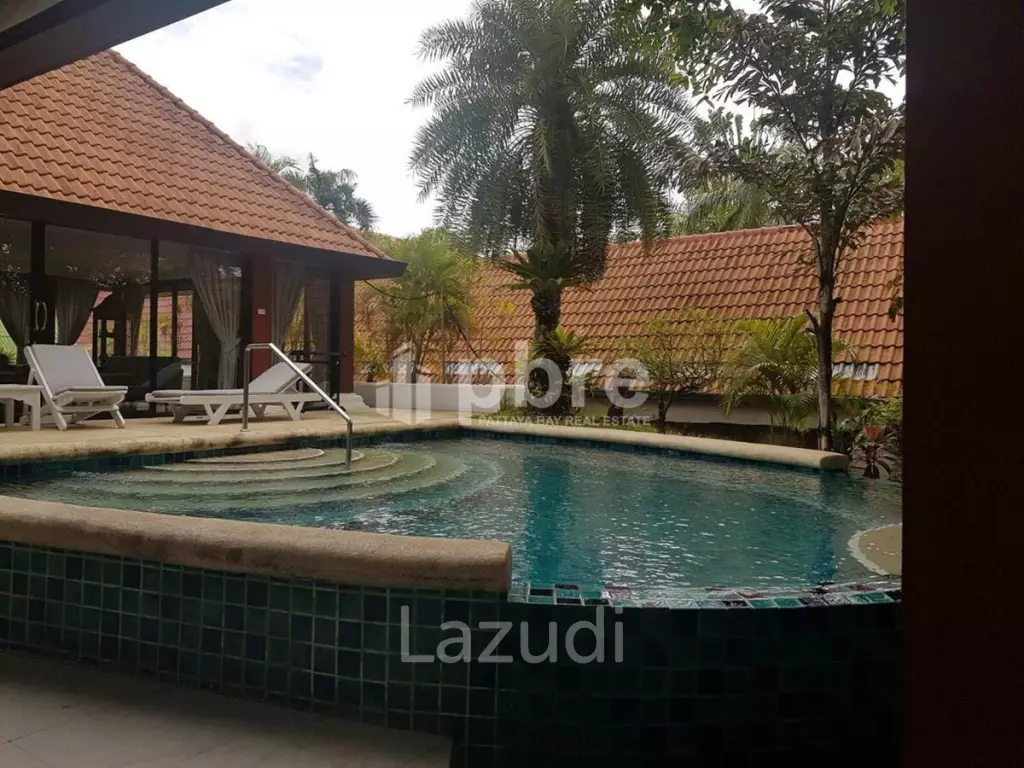 Jomtien Village with Fully Furnished for Sale