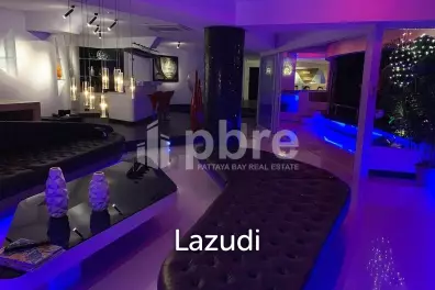 5 Bed 3 Baths 385 SQ.M Jomtien Plaza Condotel