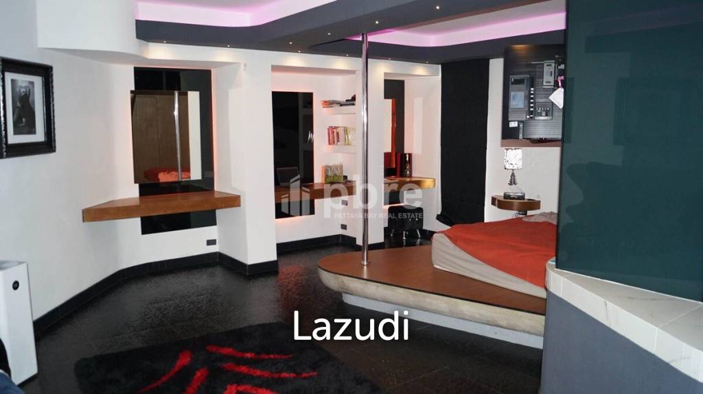5 Bed 3 Baths 385 SQ.M Jomtien Plaza Condotel