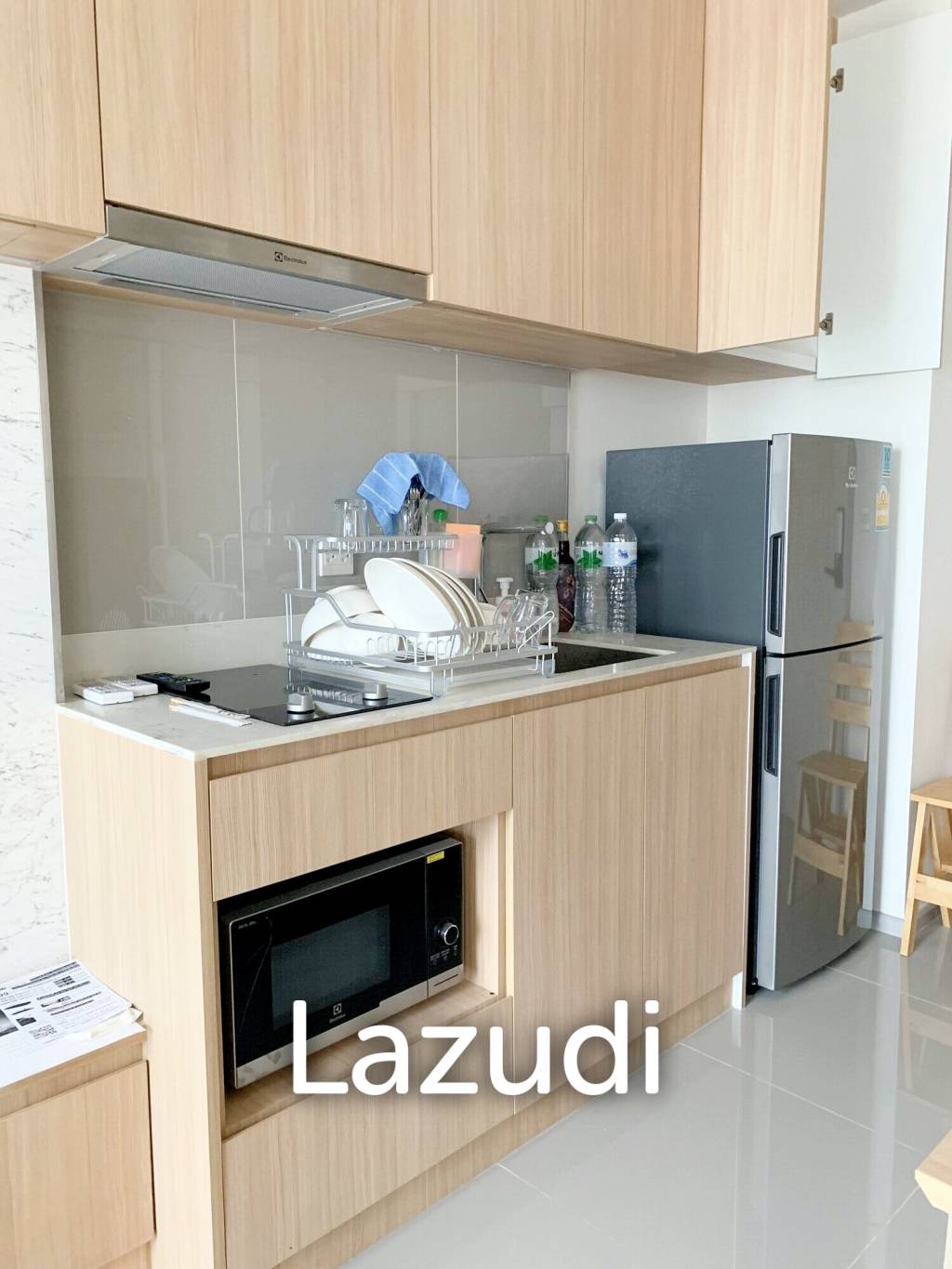 1 Bedroom 1 Bathroom 32 SQ.M M Jatujak