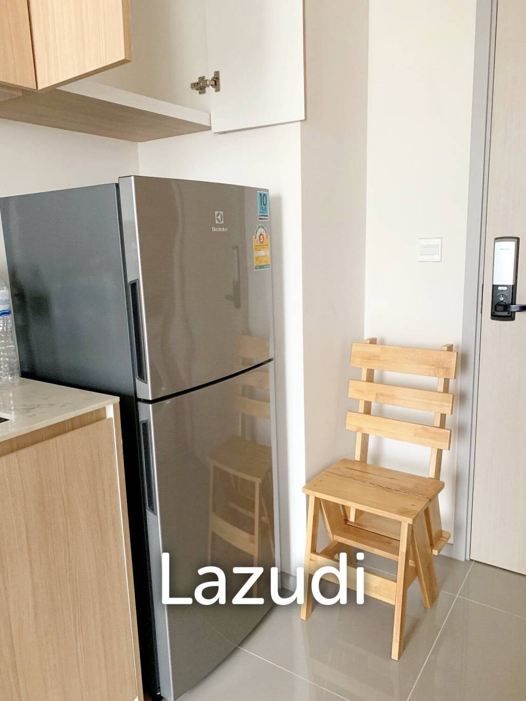 1 Bedroom 1 Bathroom 32 SQ.M M Jatujak