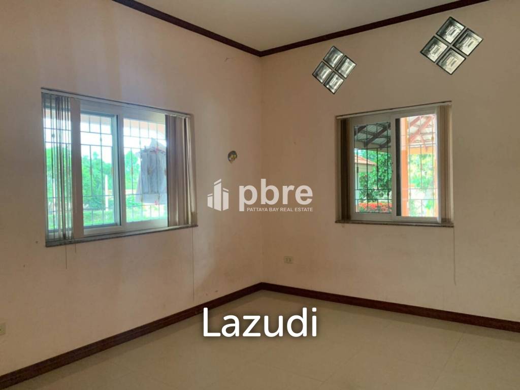 Pool Villa in Huay Yai For sale