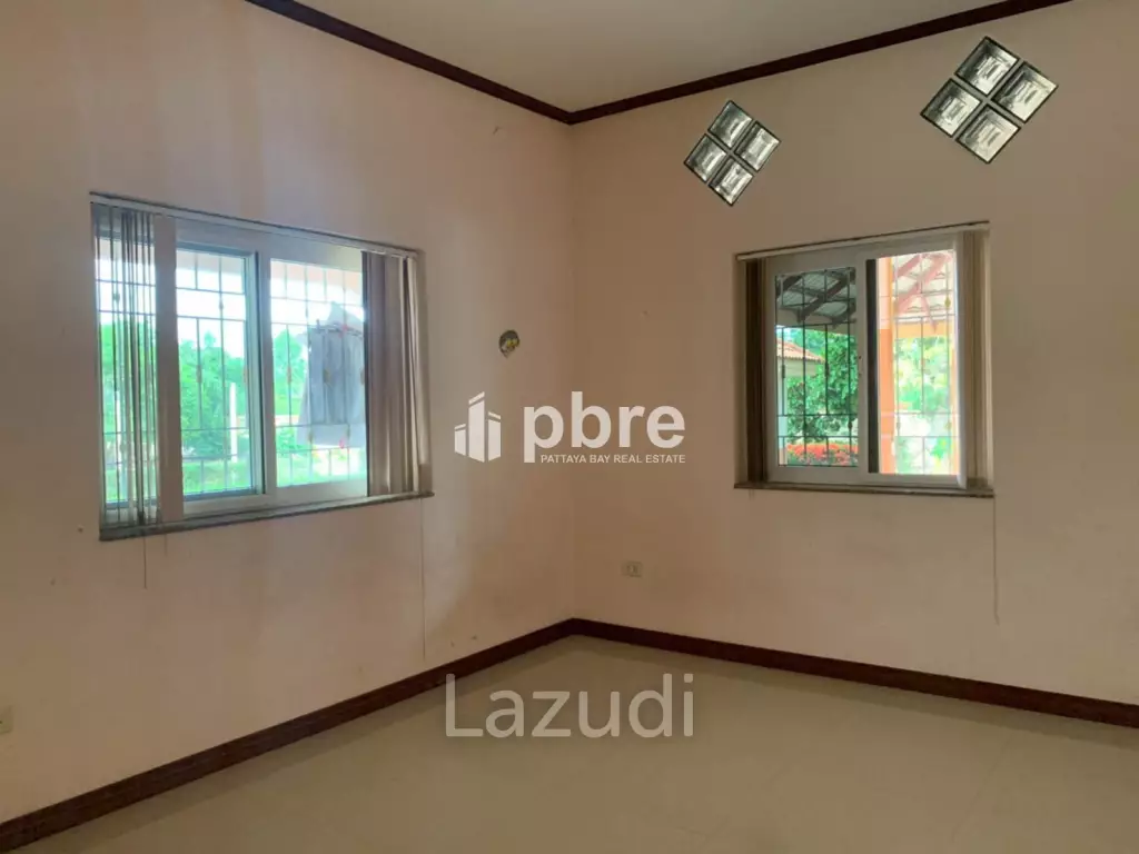 Pool Villa in Huay Yai For sale