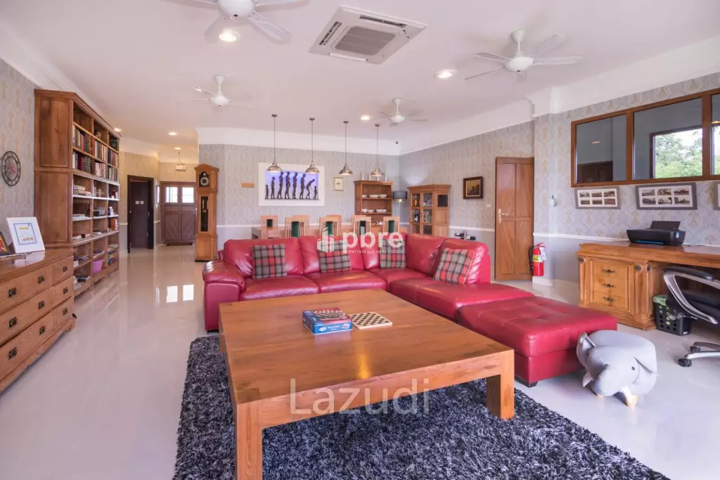 Panalee Banna 2 House for sale in Huay Yai