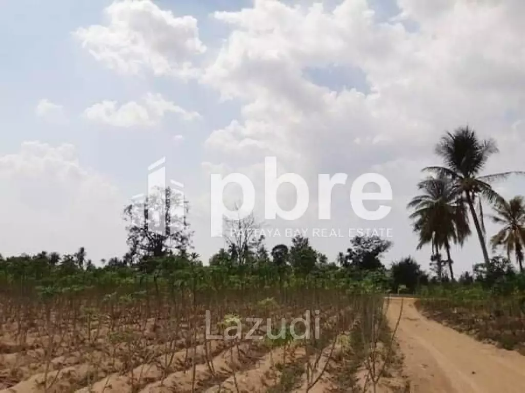 Land for sale in Huay Yai