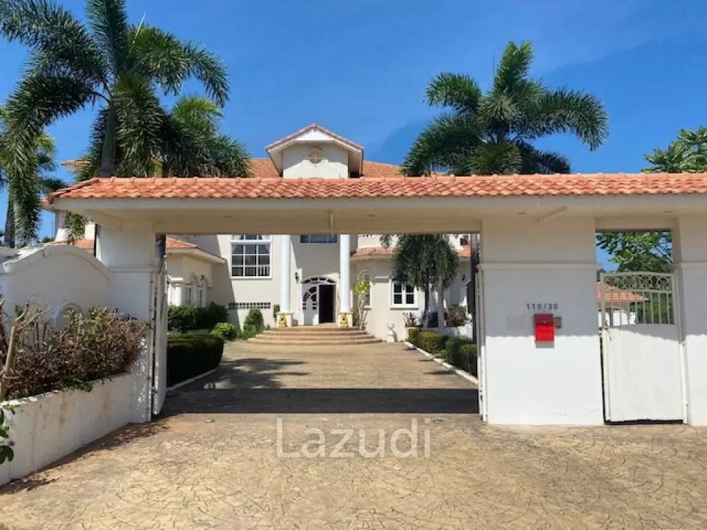 Grand Luxury 5 Bed Pool Villa