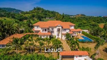 5 Bed 6 Bath Villa For Sale