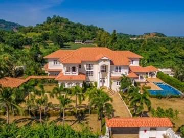 Grand Luxury 5 Bed Pool Villa