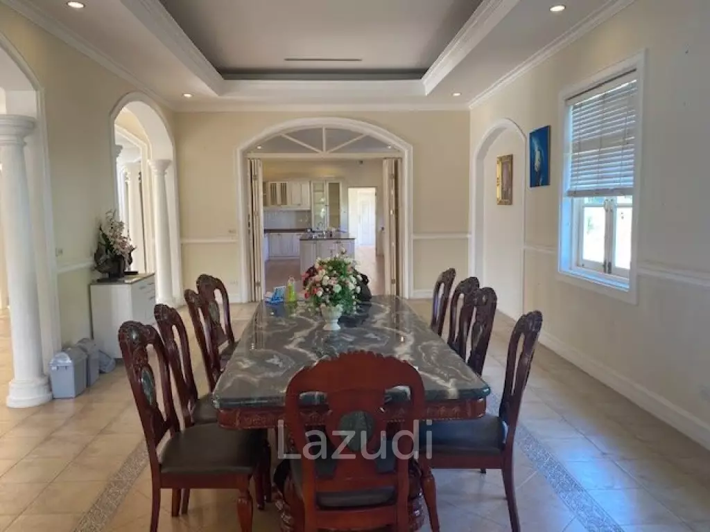 Grand Luxury 5 Bed Pool Villa