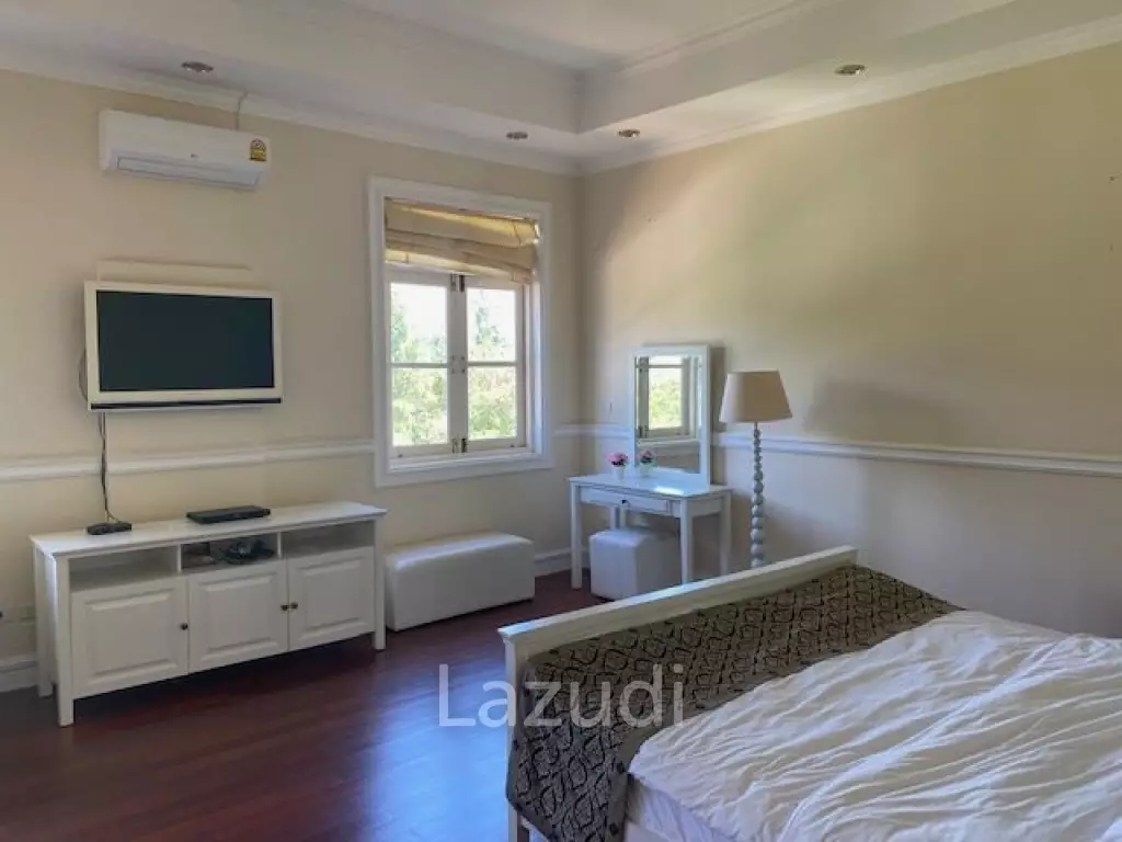 Grand Luxury 5 Bed Pool Villa