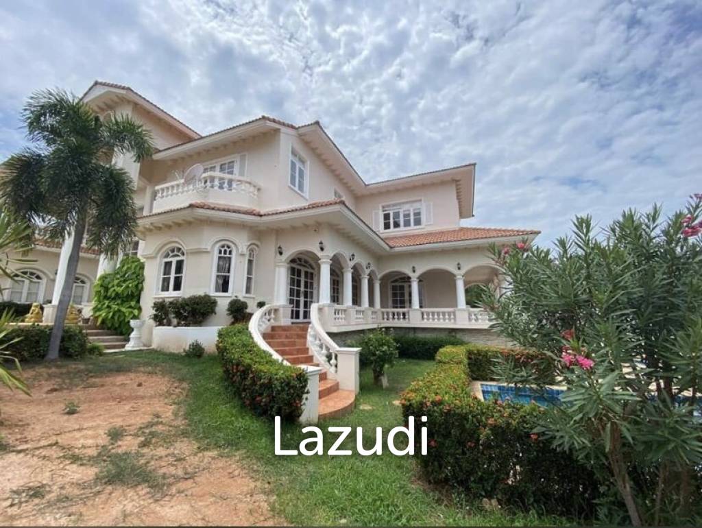 4,000 Sqm 5 Bed 6 Bath Villa For Sale