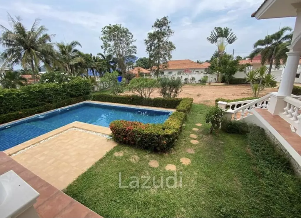 Grand Luxury 5 Bed Pool Villa