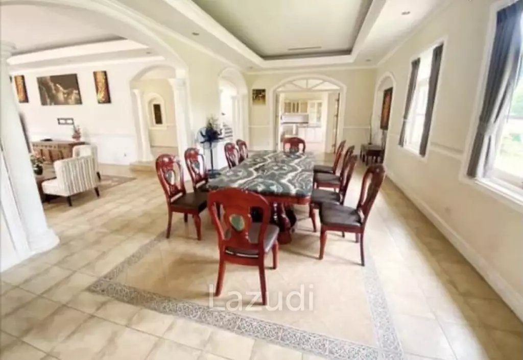 Grand Luxury 5 Bed Pool Villa