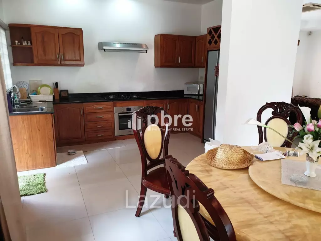 Paradise Villa House for Sale in Jomtien