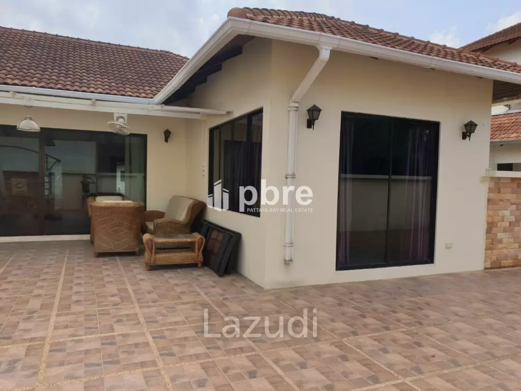 Paradise Villa House for Sale in Jomtien