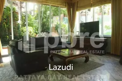 Jomtien Palace Pool Villa For Sale