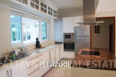 Jomtien Pool Villa for Sale