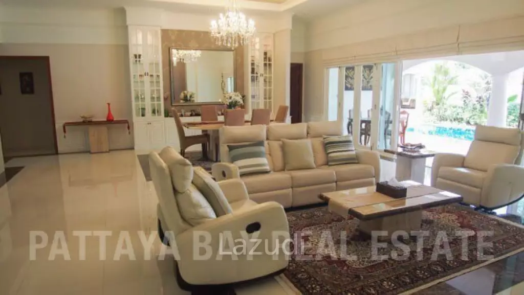 Jomtien Pool Villa for Sale