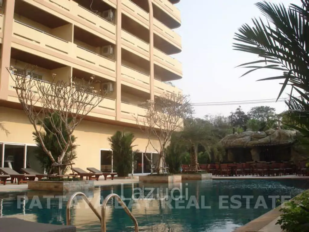 Large Unit in View Talay Residence 6 For Sale