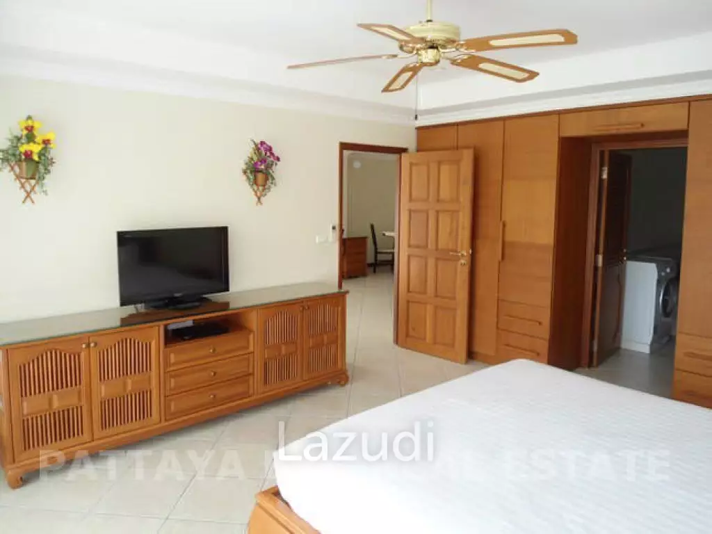 1 Bed 1 Bath 102 SQ.M View Talay Residence 6