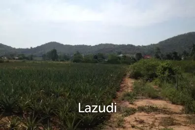 3.5 Rai of Lovely Land, nr main road with great views.