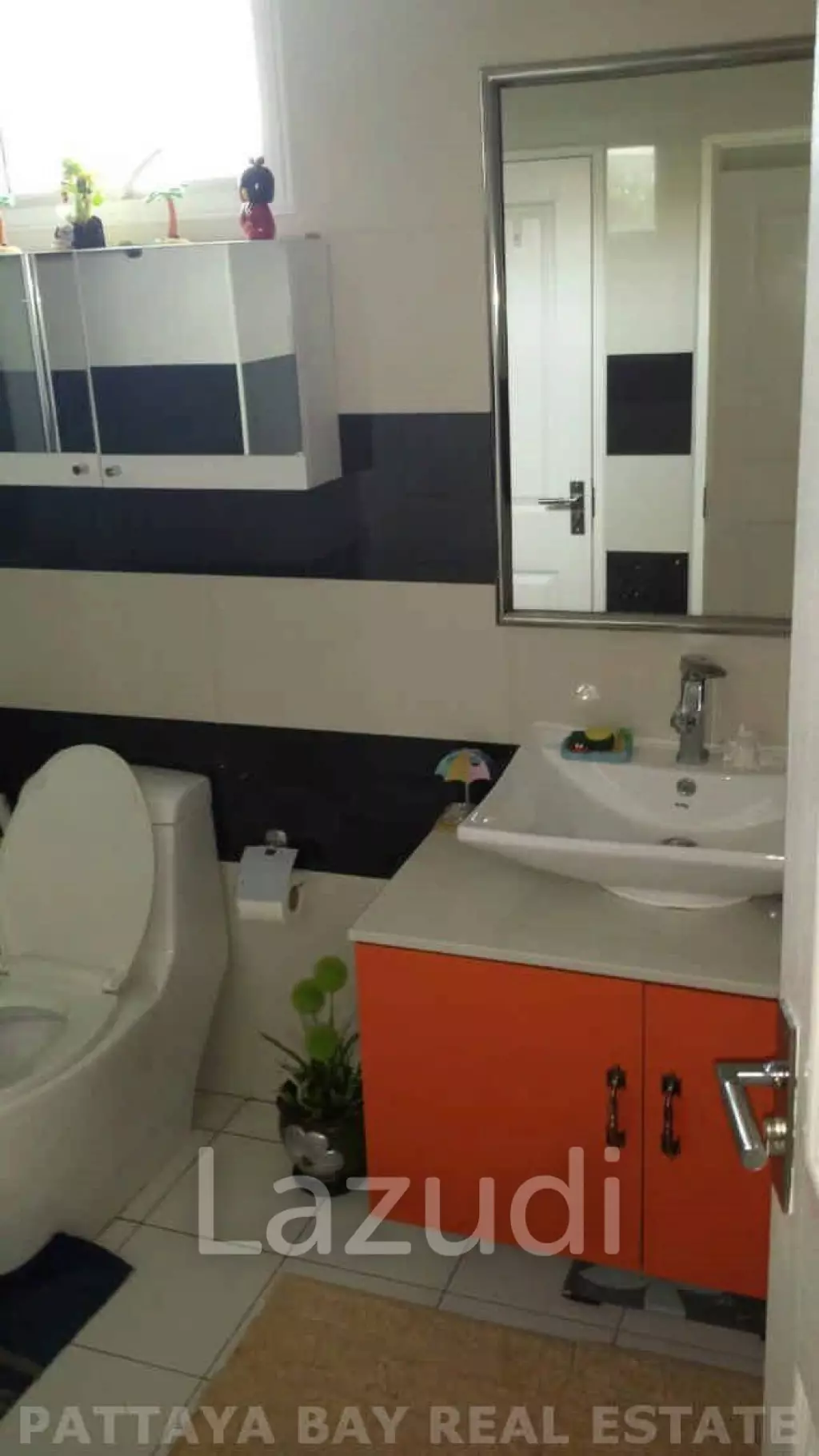 1 Bed 1 Bath 44 SQ.M Art on the Hill Condo