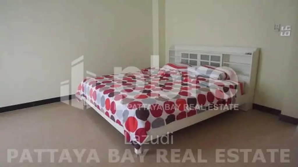 Jomtien Pool Villa For Sale