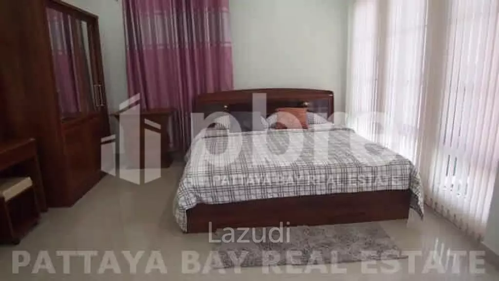 Jomtien Pool Villa For Sale