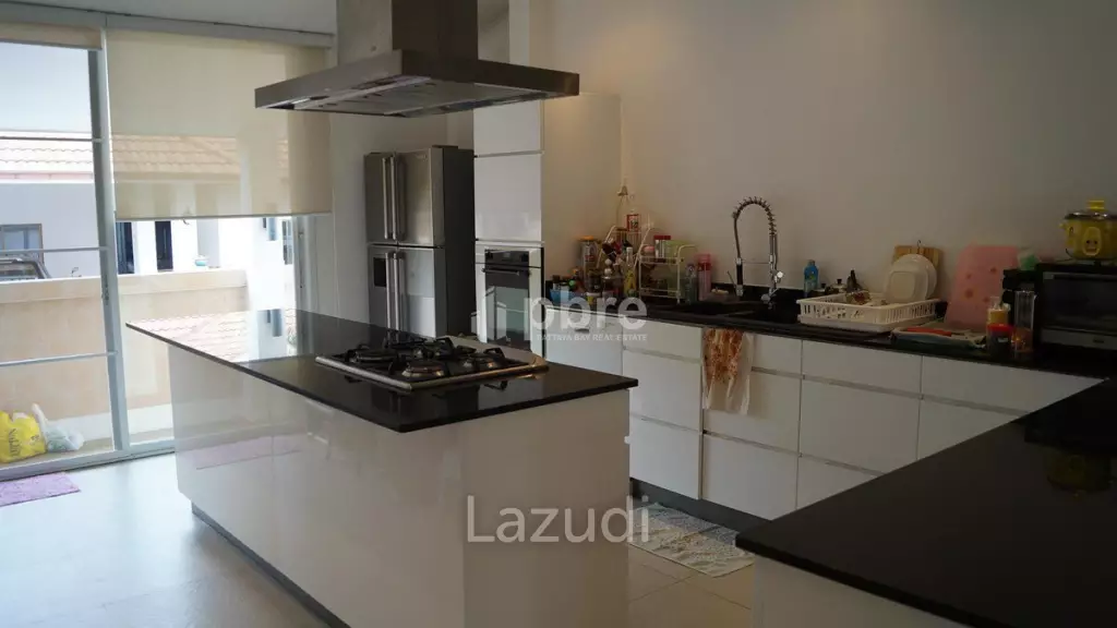 Pattaya Hill 2 Pool Villa for Sale