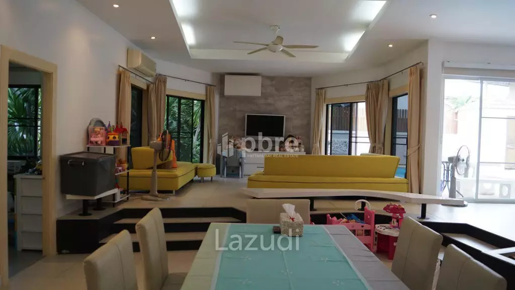 Pattaya Hill 2 Pool Villa for Sale