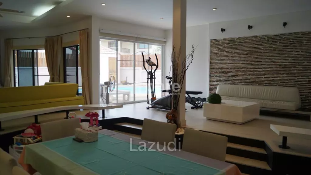 Pattaya Hill 2 Pool Villa for Sale